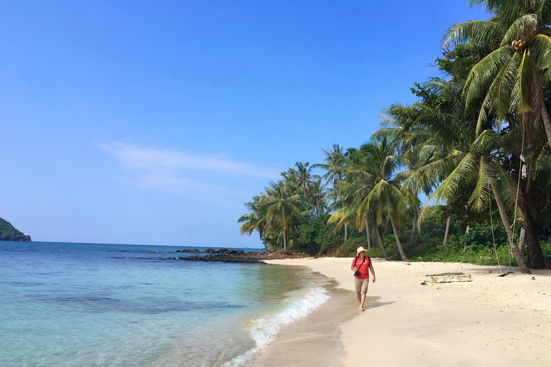 Small island suround Phu Quoc island 1